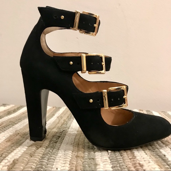 Vince Camuto ‘Gillee’ black suede and yellow metal Salome pumps. Size 6.5 M. EUC - Picture 4 of 13